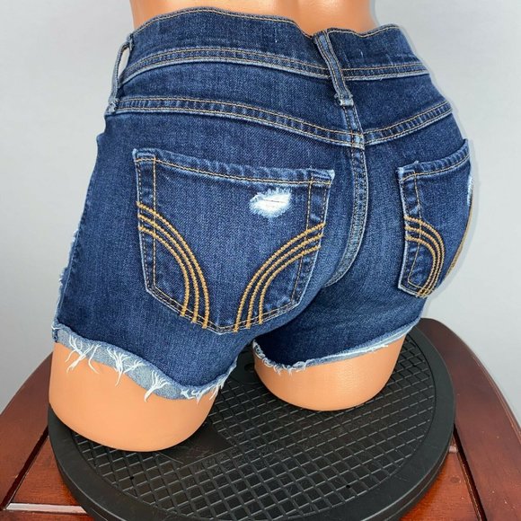 Hollister Jrs 1 Distressed Fringe Cuff Midi Shorts - Picture 5 of 7